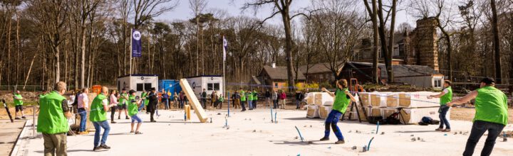 Feest: de eerste kolom is geplaatst!