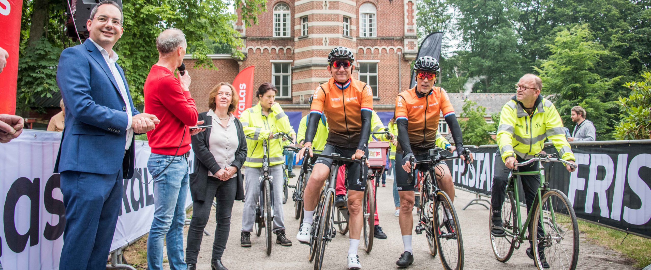 van der Poel-Poulidor challenge uitreiking: “mooie bijeenkomst, geweldige prestatie, fantastisch resultaat”.